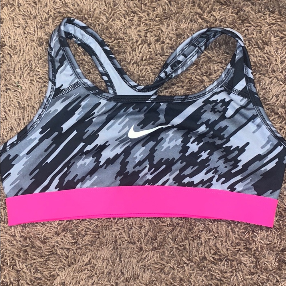 nike bra